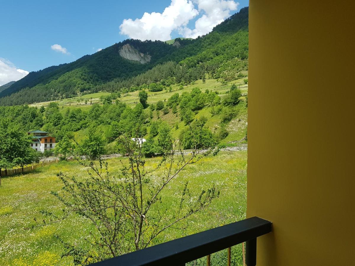 Hilltop Mestia Eksteriør billede